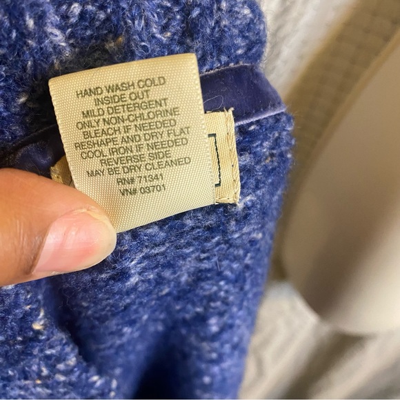 L.L. Bean Swift River Blue Cardigan Sweater Vest Medium - Picture 8 of 8